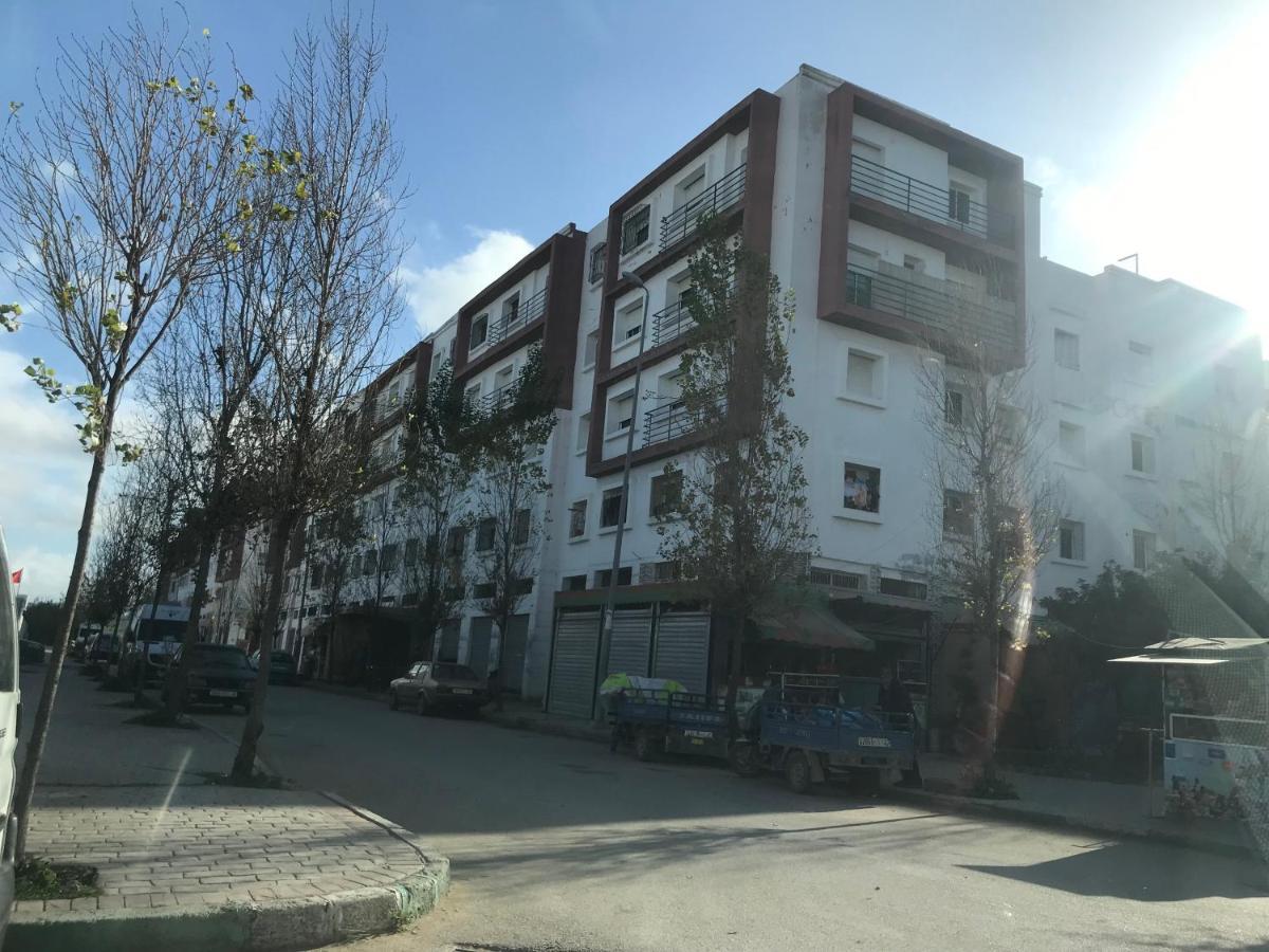 Appartement Familial Pres D Aeroport Tanger Exterior foto